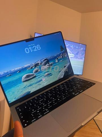 MacBook Pro M2 2023 (14 pouces) OFFICIEL