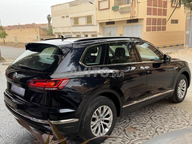 Volkswagen Touareg - 2