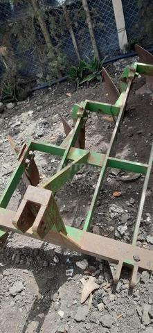 جرار ومحراث 4 وكوفر و عربة ومقطورة - 2