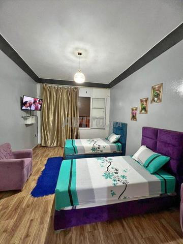 Appartement propre ensoleillé. Centre-ville - 2