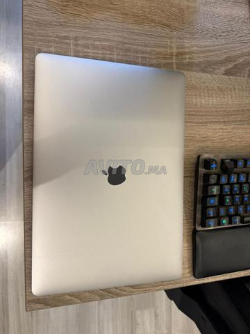 MacBook Pro 15” Retina – i7 / 16Go / 256Go