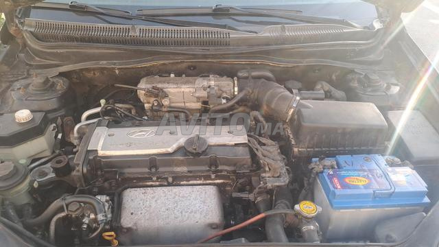 سيارة أكسنت جيدة لا تزال نظيفة - 2