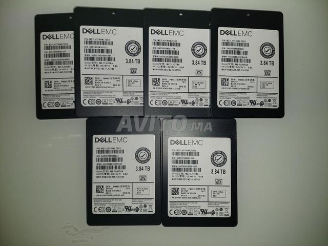 Disques SSD DELL EMC 3.84 TB - 2