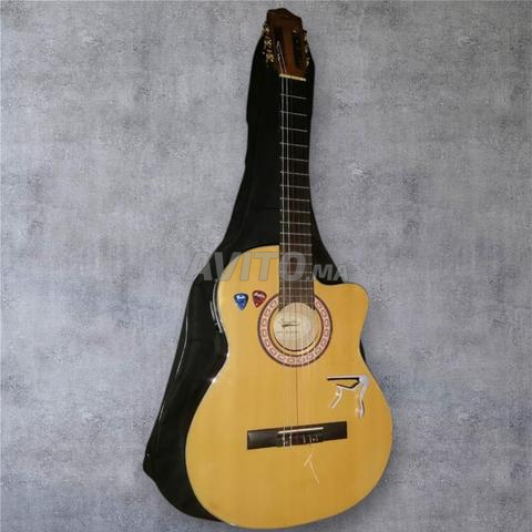 جيتار سوناتا كلاسيكي كهربائي - 2