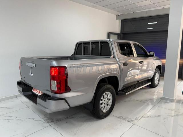 ميتسوبيشي L200