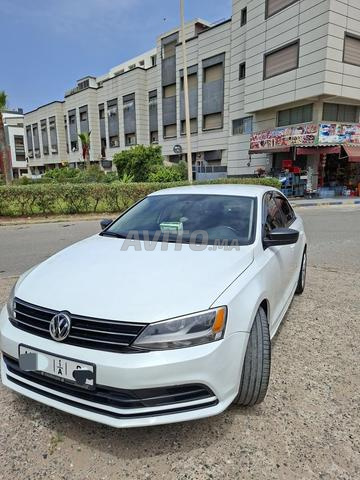 Volkswagen Jetta - 2