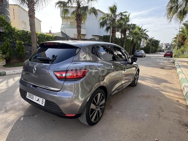 رينو كليو 4 أوتوماتيك - 2