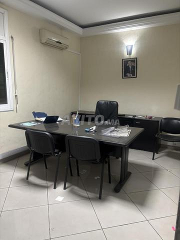 استئجار مكتب بمساحة 190 متر مربع - 2