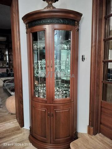 Vitrine d'angle en bois