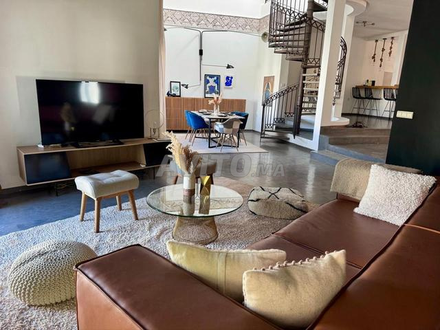 فيلا مفروشة 4 غرف نوم، مسبح، قريبة من كويك - 2