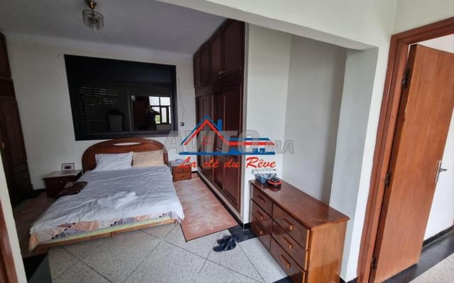 فيلا بمساحة 400 متر للبيع – حي الإداري الرباط