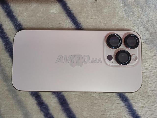 iPhone 16 Pro 128 Go très bon état