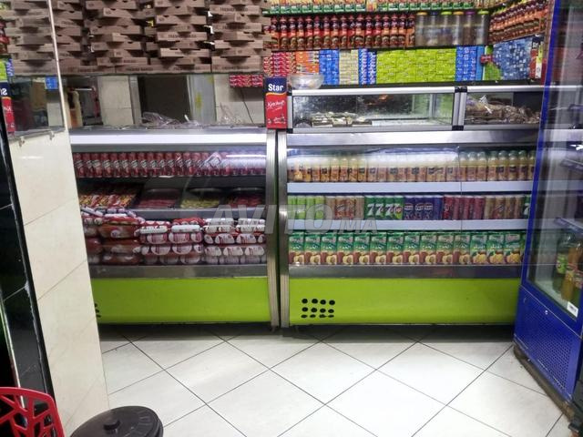 ثلاجتان مستعملتان عمرهما سنة واحدة