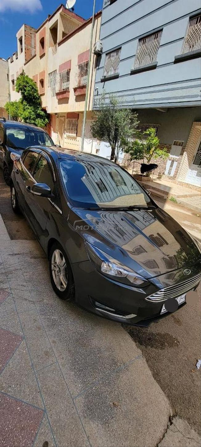 ford focus sport  modèle  2016 