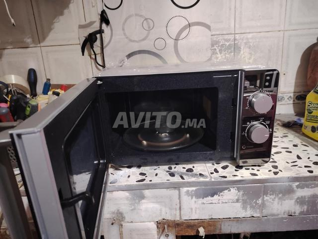 Micro-ondes importé bon état - 2