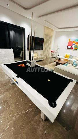 طاولة بلياردو