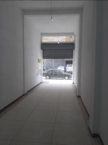 Local commercial de 35 m² à Errahma - 2