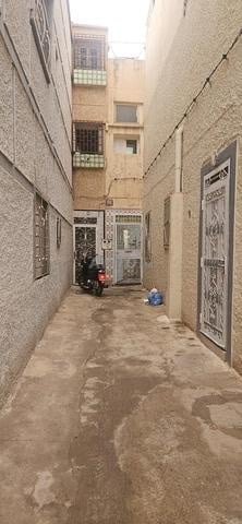 Maison 145m titré hay lazari à côté de taxi grand oujda