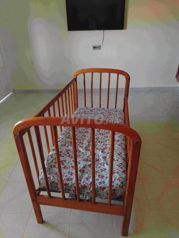 خزانة سرير أطفال خشبية - 2