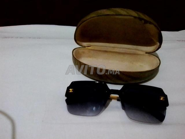 شانيل صنع في إيطاليا