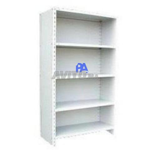 Rayonnage métallique / vestiaire - 2