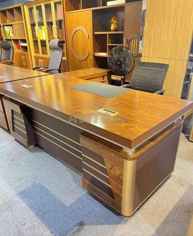 مكاتب VIP مستوردة – عنوان الأناقة في بيئة العمل - 2