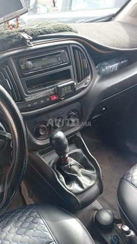 Fiat Doblo modèle 2016 ex-taxi - 2