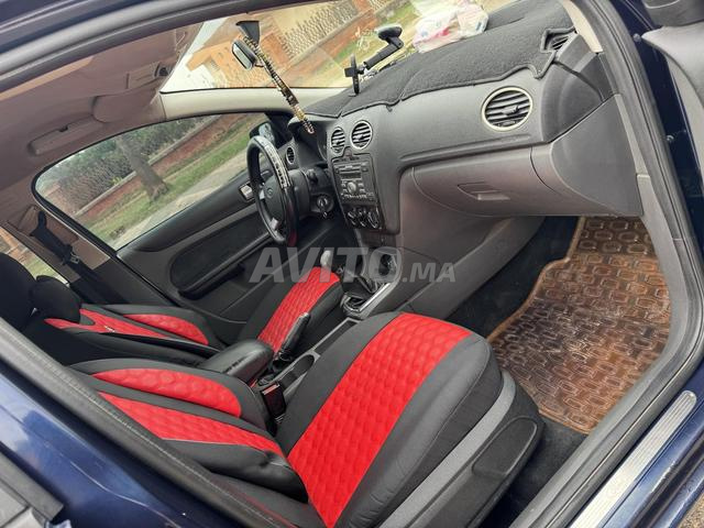 Ford Focus bien, reprise possible - 2