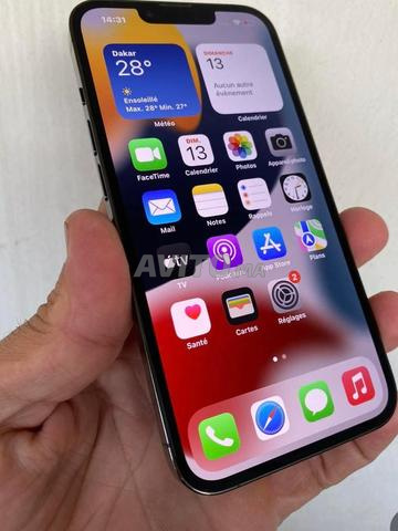 iPhone 13 pro 128 noir 90