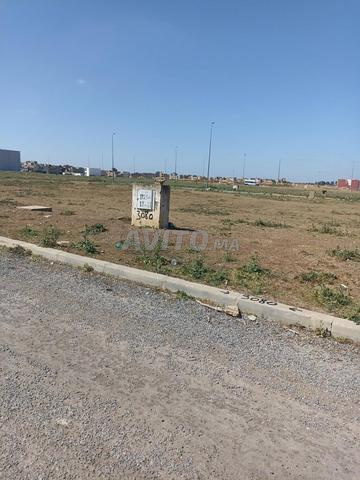 قطعة أرض مسجلة للبيع