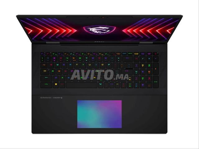 MSI Titan Hx 18 i9-14900k RTX 4090 4TB 64GB RAM