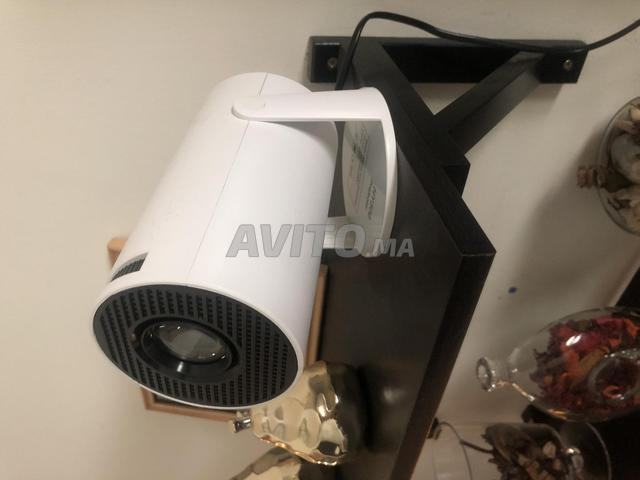 جهاز عرض جديد - 2