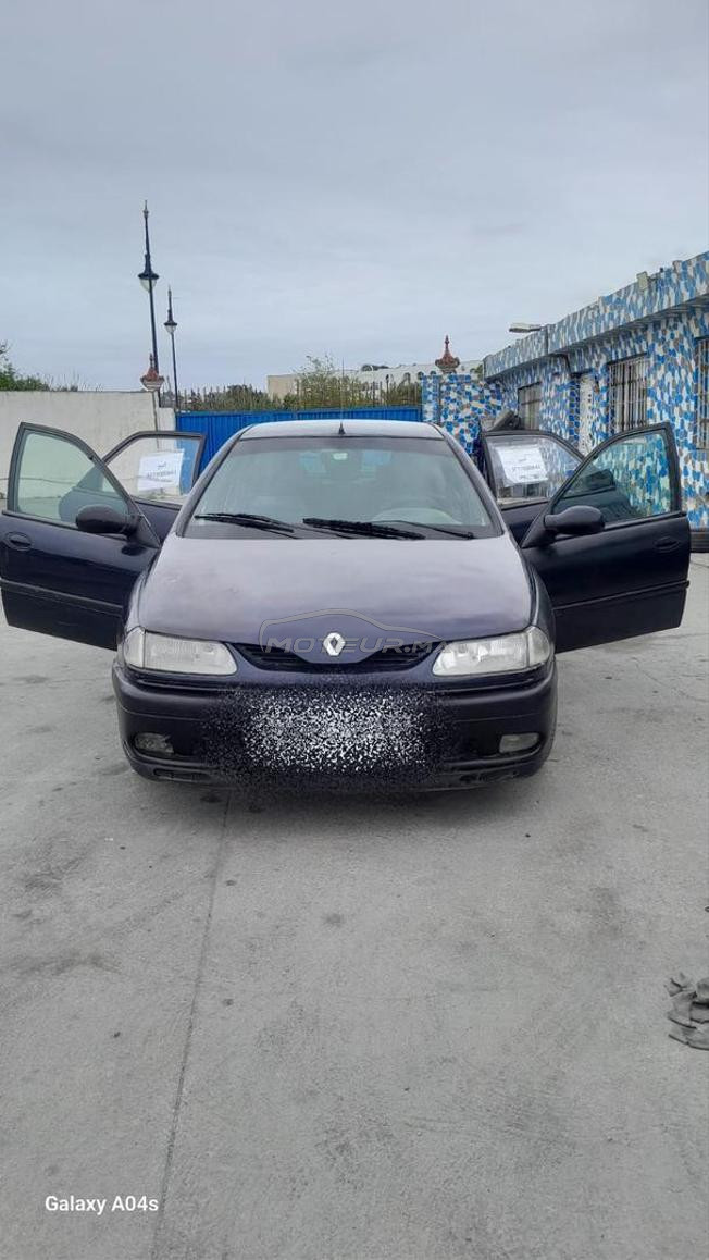 رينو لاغونا ديزل يدوي 2001 في طنجة