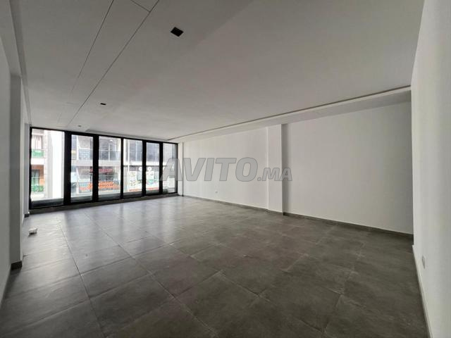 Bureau neuf emplacement premium - 2