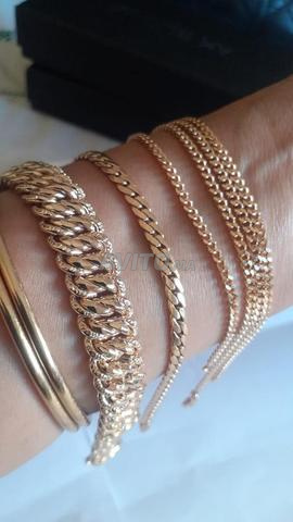 Le tapis plaqué or 18 carats - 2