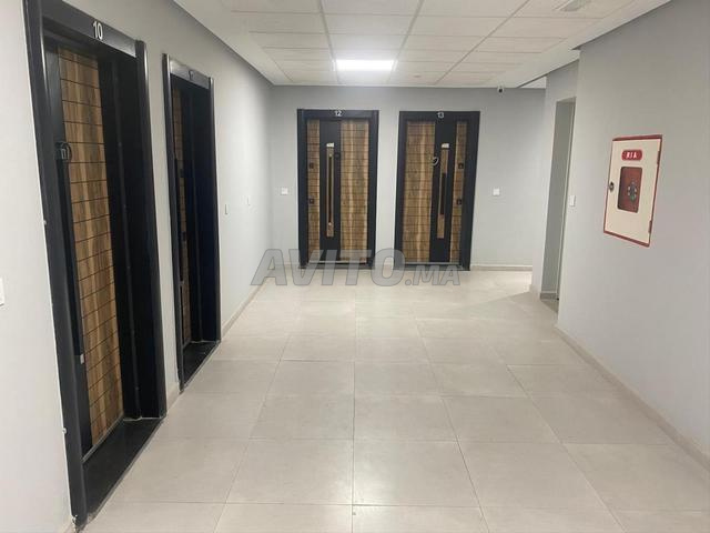 مكتب للإيجار - 2