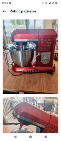 روبوت حلويات قادم من فرنسا