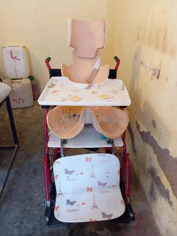 Fauteuil roulant pour enfants handicapés - 2