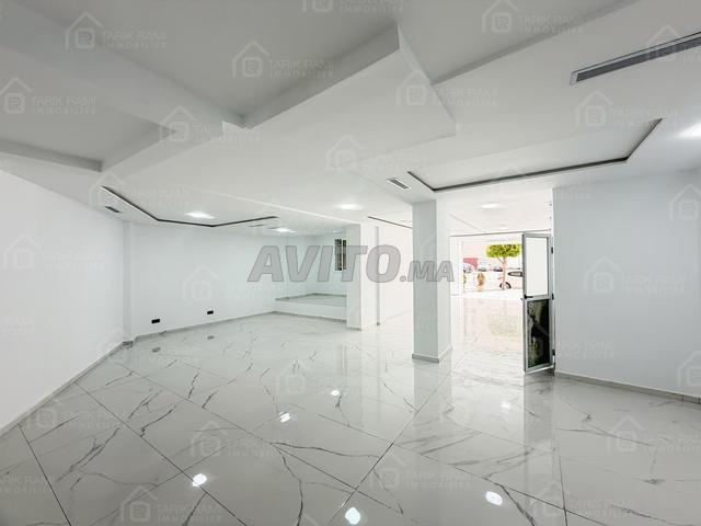 Local commercial 211 m² à louer Av. Moulay Ismail - 2