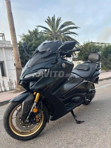 Tmax 560 لوحة