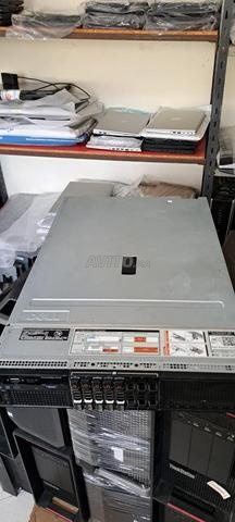 Dell PowerEdge R730 / 128 Go RAM / 5 x 900 Go SAS