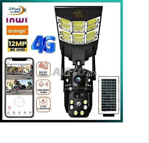 Caméra solaire 4G avec projecteur puissant 600W