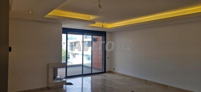 شقة للإيجار بسويسي الرباط - 2