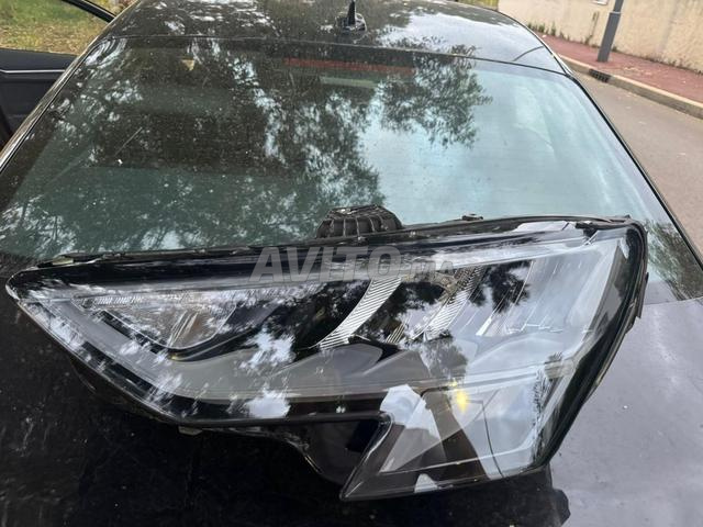 بصريات يمين أودي A3 - 2