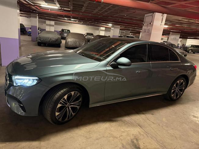 Mercedes E 220 D luxury 