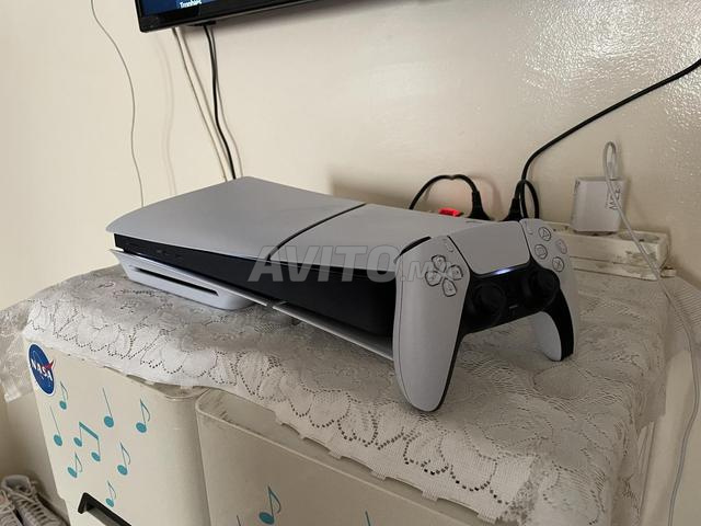 بلاي ستيشن 5 سليم مع يد تحكم