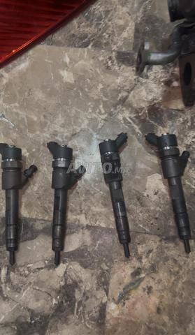 قطع غيار رونو ميغان 2006 للبيع - 2