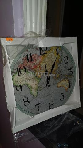 ساعة حائطية - 2