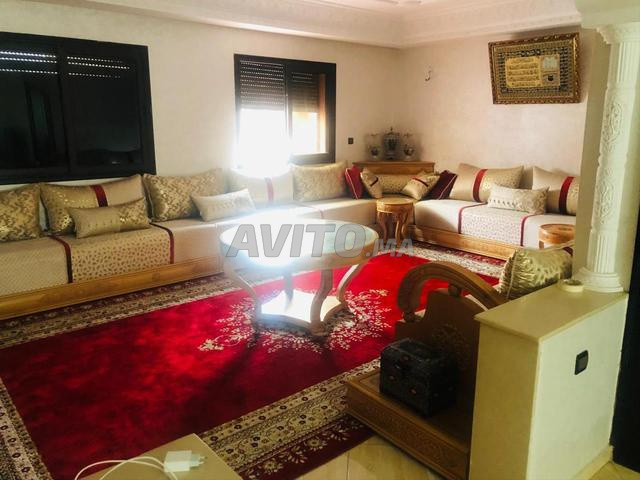 Appartement R/2 près château