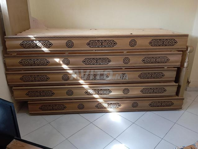 5 tables de 2 mètres avec 2 supports à Meknès